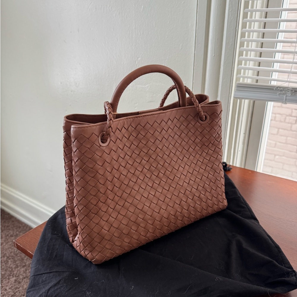 Quince Italian Leather Handwoven Satchel - Picture 4 of 6
